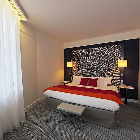 Отель Mercure Centre Grand 4*